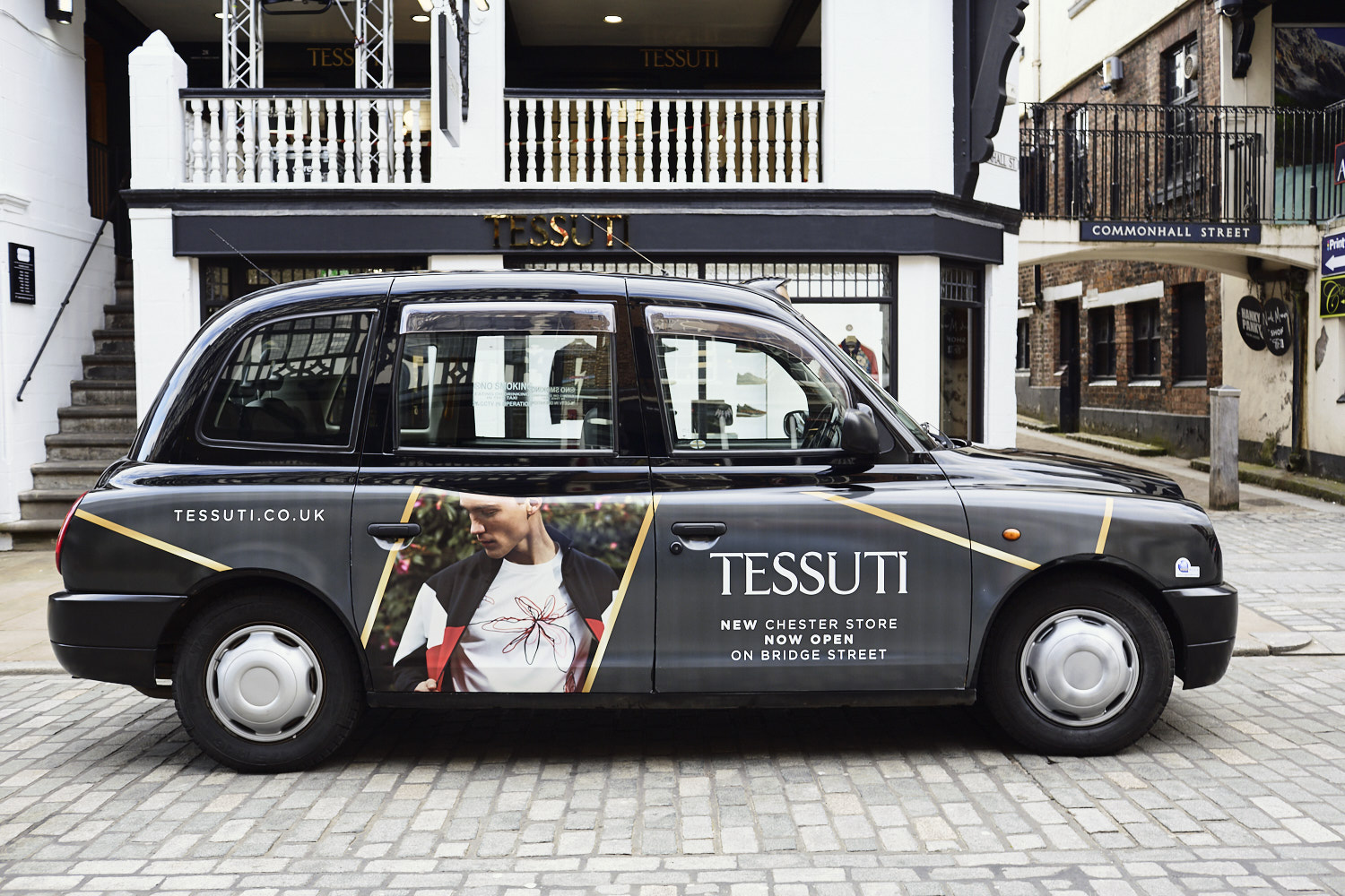 benefits of London Black Cab, Taxi Advertising